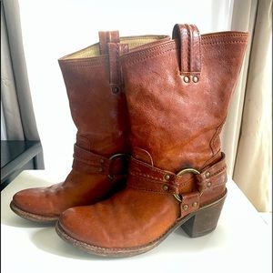 Frye Carmen Harness Short Boots in Tan